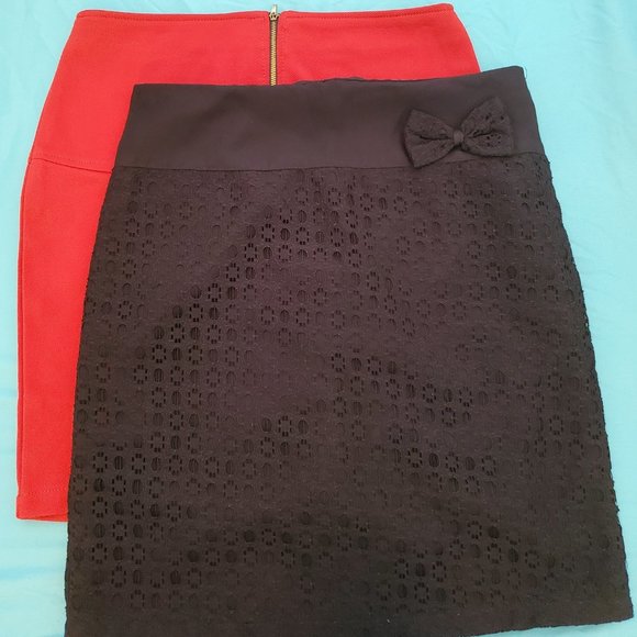 2 Medium Size Skirts - Picture 1 of 8
